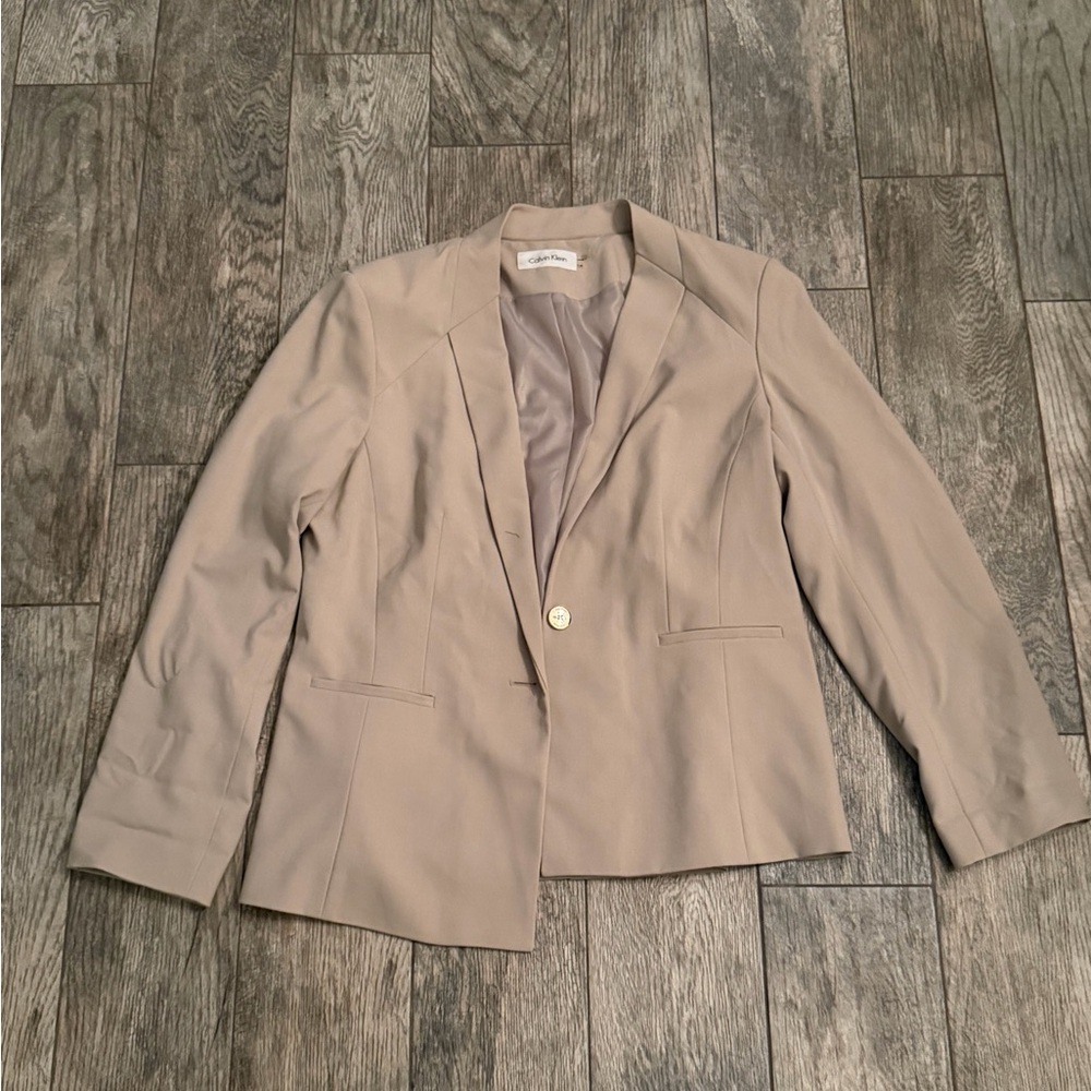 Calvin Klein Women's Light Taupe Single-Button Blazer